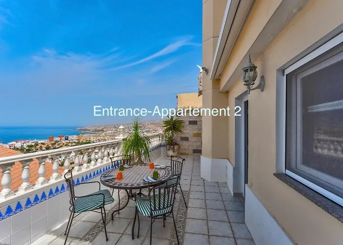 Complejo De 2 Chic Con Vista Al Mar-villa Marina